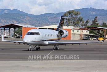 N440KM - Private Canadair CL-600 Challenger 600 series