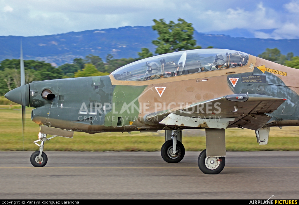Honduras - Air Force FAH-254 aircraft at Tegucigalpa - Toncontin
