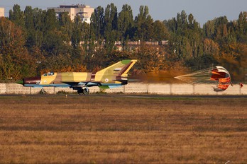 2236 - Yemen - Air Force Mikoyan-Gurevich MiG-21bis
