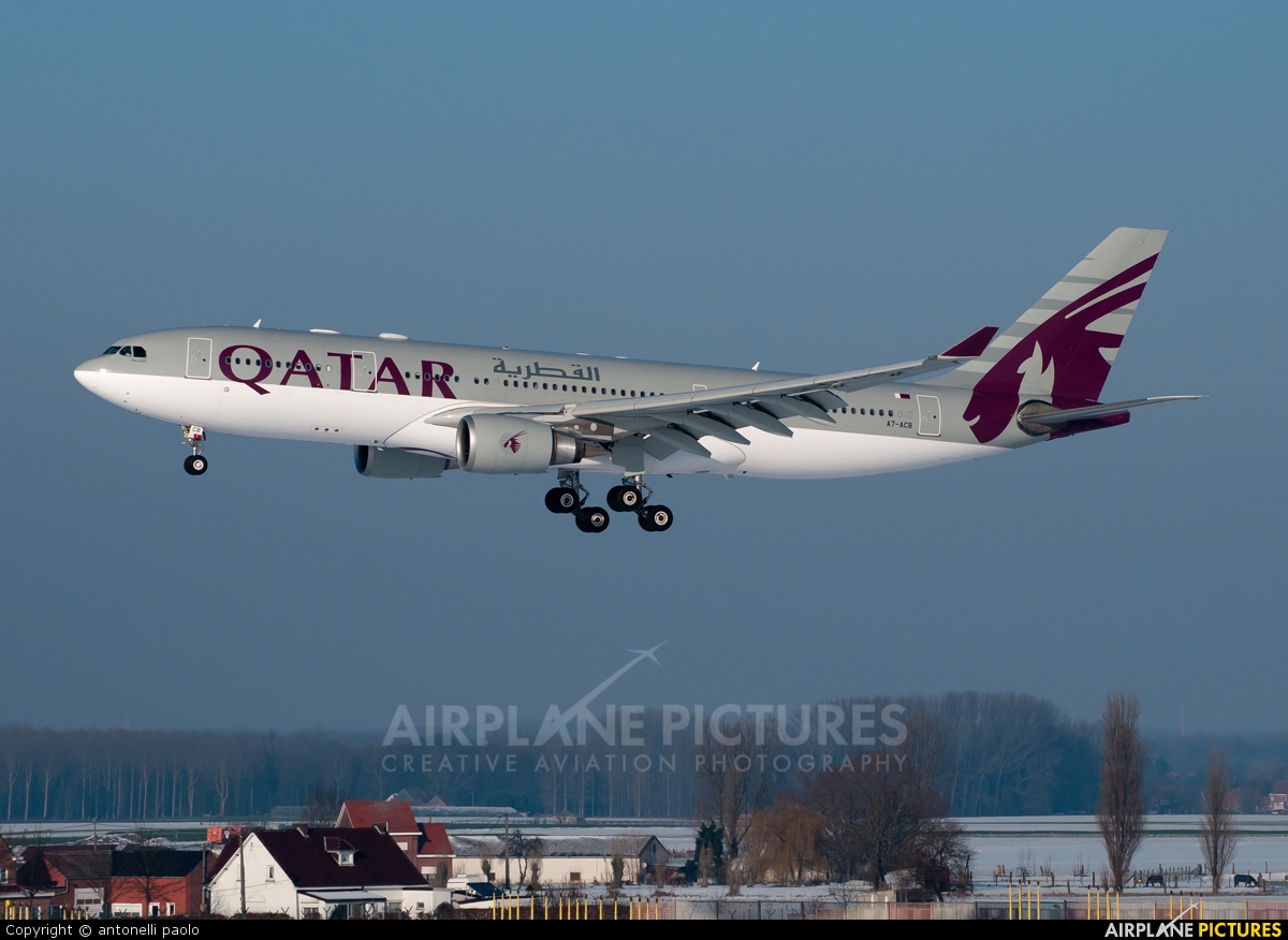 Qatar Airways A7-ACB aircraft at Brussels - Zaventem