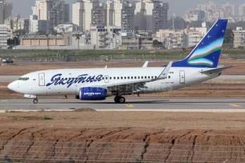 VP-BIB - Yakutia Airlines Boeing 737-700