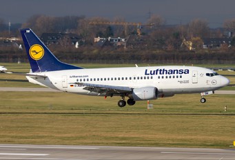 D-ABIW - Lufthansa Boeing 737-500