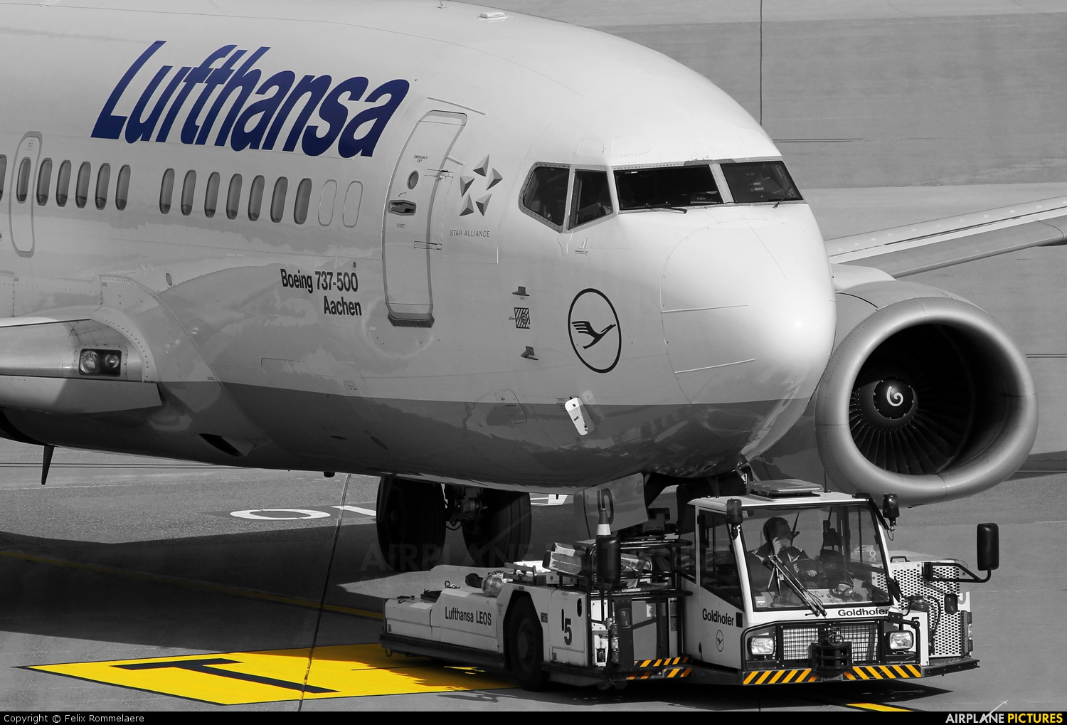 Lufthansa D-ABID aircraft at Düsseldorf