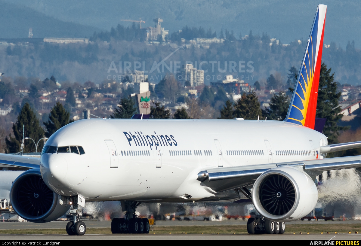 Philippines Airlines RP-C7774 aircraft at Vancouver Intl, BC