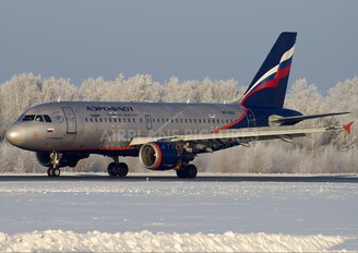 VP-BDO - Aeroflot Airbus A319