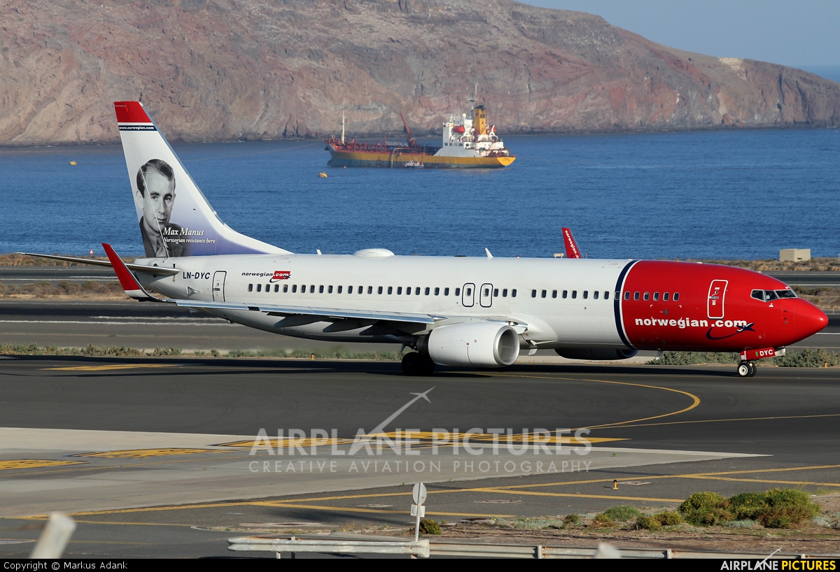 Norwegian Air Shuttle LN-DYC aircraft at Las Palmas de Gran Canaria