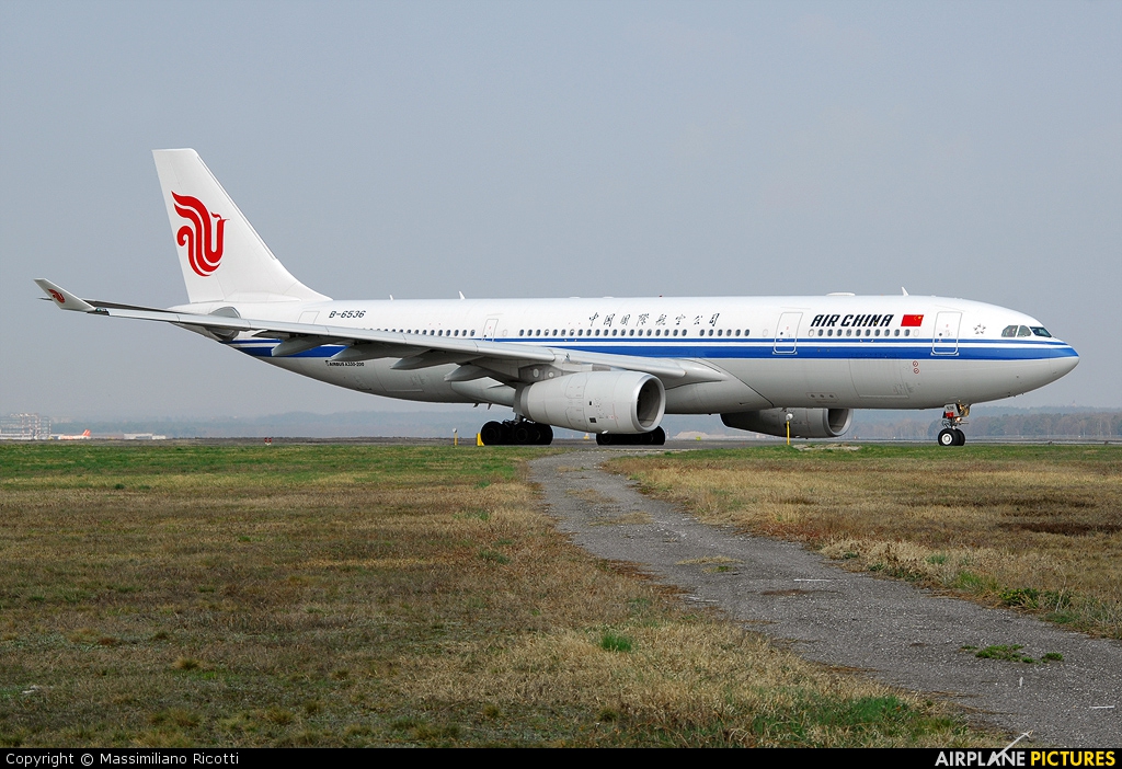 Air China B-6536 aircraft at Milan - Malpensa