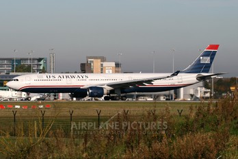 N272AY - US Airways Airbus A330-300