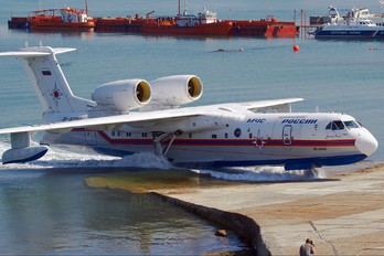 RF-32767 - Russia - МЧС России EMERCOM Beriev Be-200