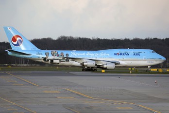 HL7488 - Korean Air Boeing 747-400