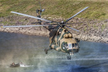 704 - Hungary - Air Force Mil Mi-17