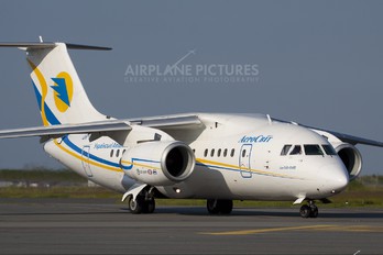 UR-NTA - Aerosvit - Ukrainian Airlines Antonov An-148