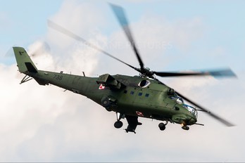 738 - Poland - Army Mil Mi-24V