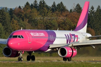 HA-LWL - Wizz Air Airbus A320