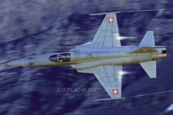 J-3074 - Switzerland - Air Force Northrop F-5E Tiger II