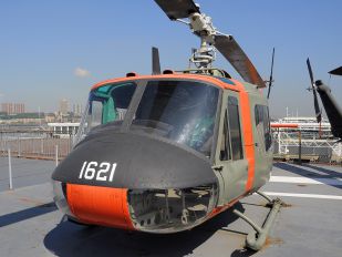 59-1621 - USA - Army Bell UH-1B Iroquois
