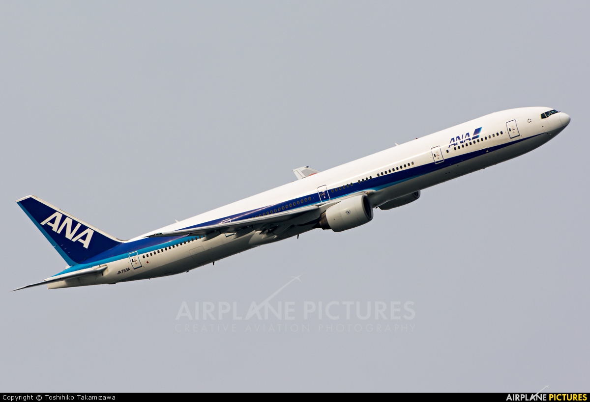 ANA - All Nippon Airways JA755A aircraft at Tokyo - Haneda Intl