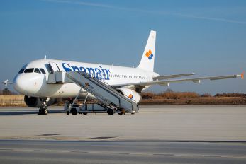 SE-RJF - Spanair Airbus A320