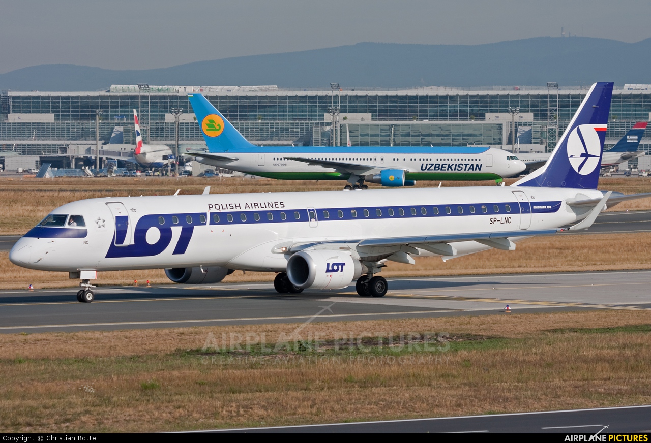 LOT - Polish Airlines SP-LNC aircraft at Frankfurt