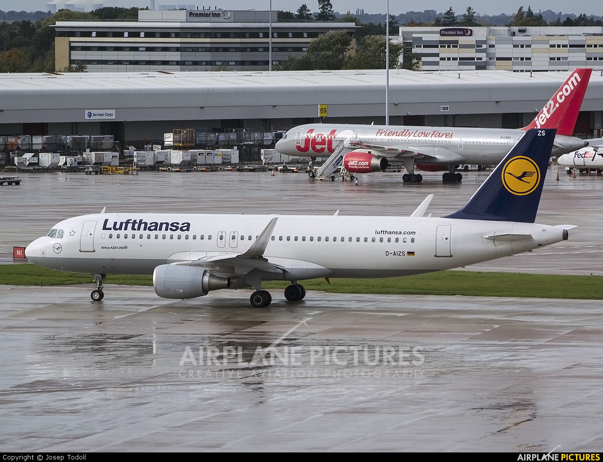 Lufthansa D-AIZS aircraft at Manchester