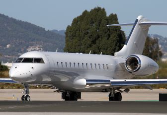 G-RAAA - Private Bombardier BD-700 Global Express