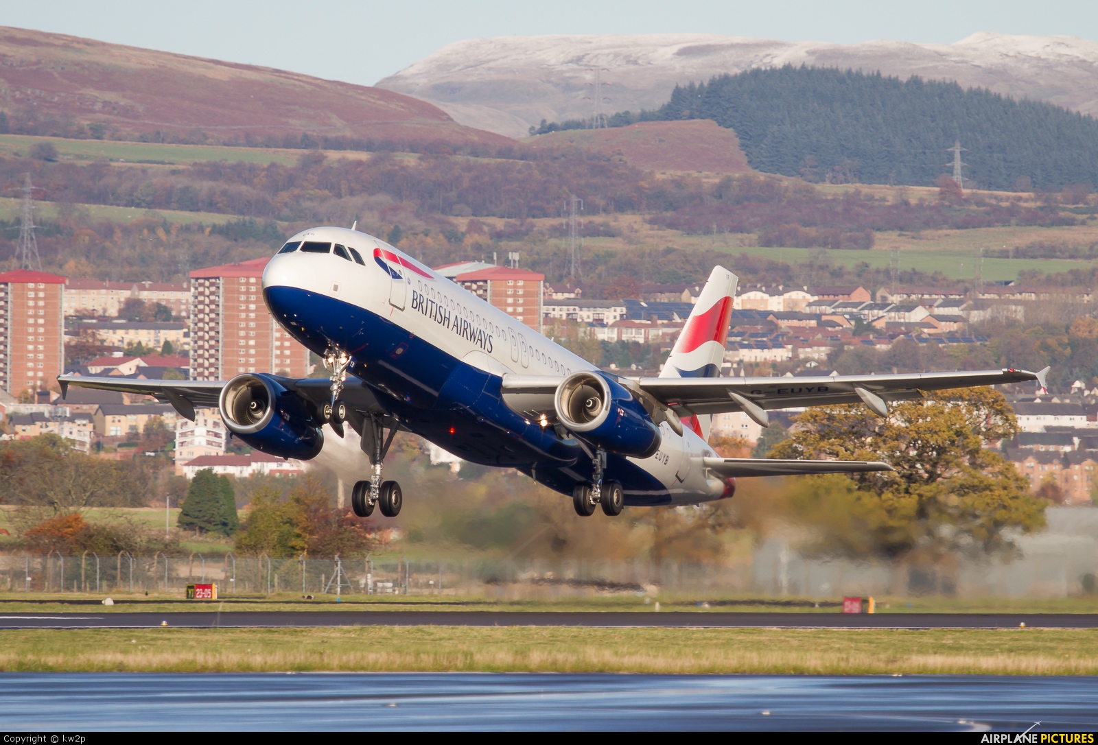 British Airways G-EUYB aircraft at Glasgow