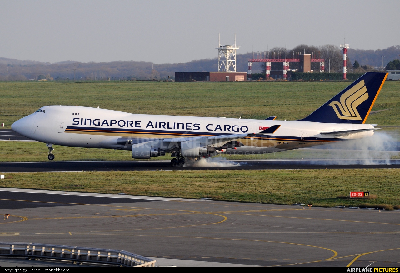 Singapore Airlines Cargo 9V-SFL aircraft at Brussels - Zaventem