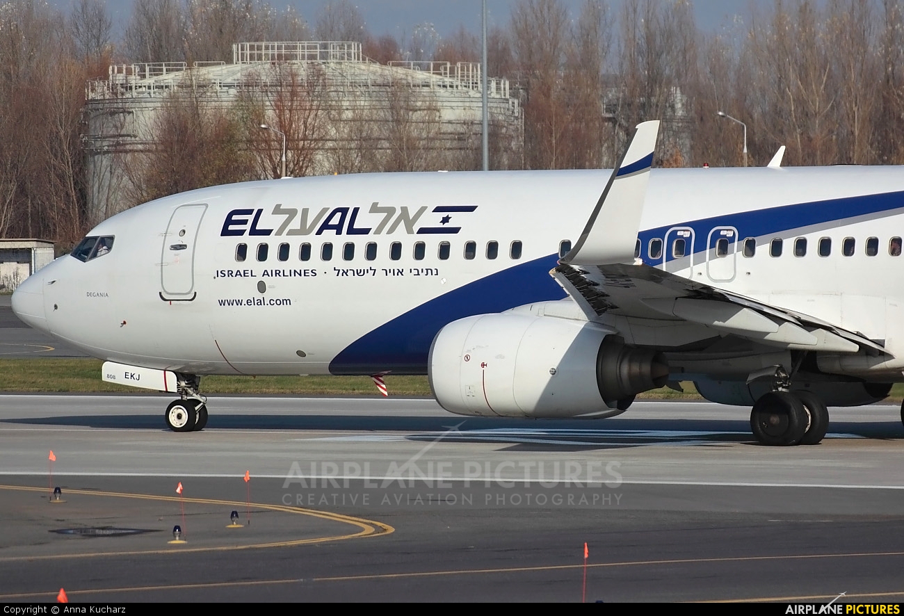 El Al Israel Airlines 4X-EKJ aircraft at Warsaw - Frederic Chopin