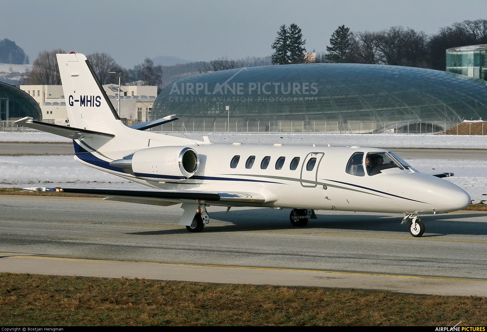 Private G-MHIS aircraft at Salzburg
