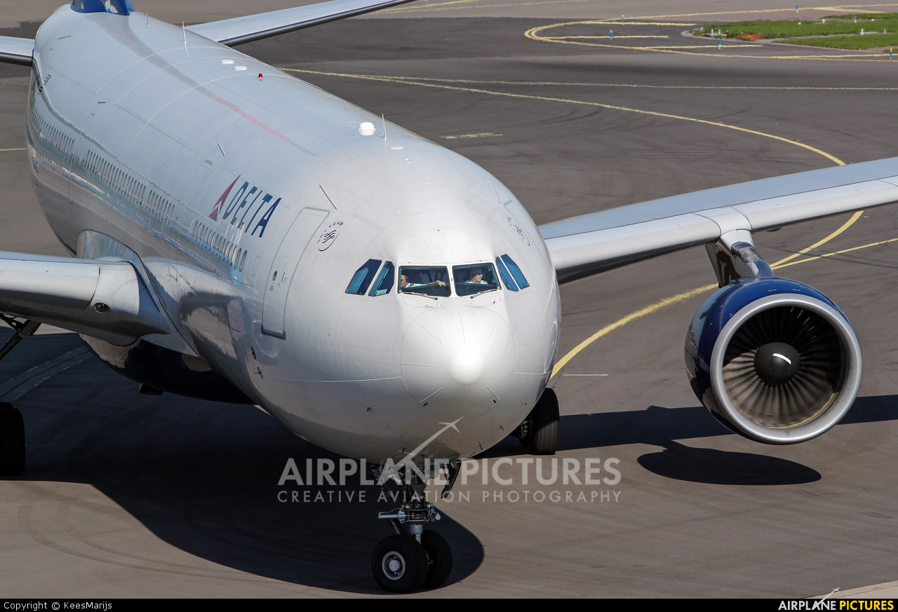Delta Air Lines N814NW aircraft at Amsterdam - Schiphol