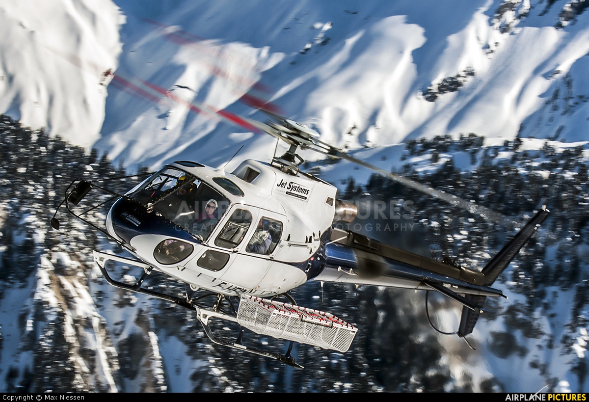 Jet Systems F-HEIN aircraft at Courchevel