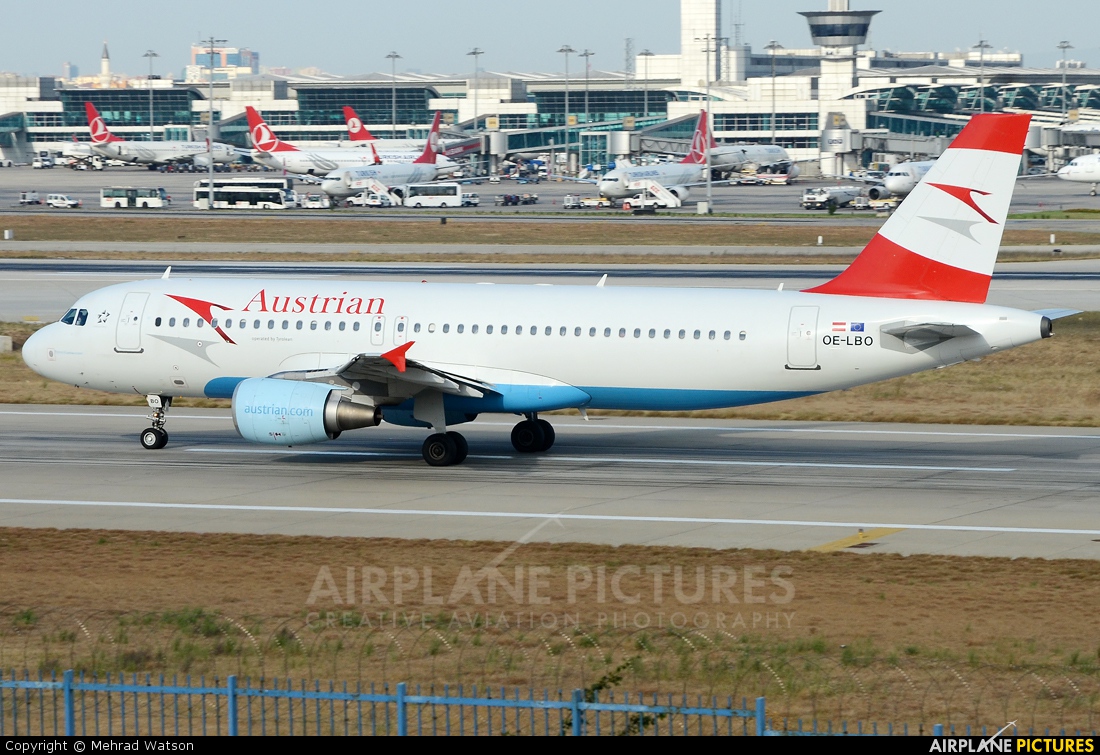 Austrian Airlines/Arrows/Tyrolean OE-LBO aircraft at Istanbul - Ataturk