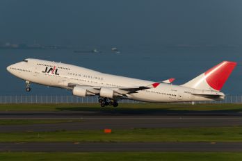 JA8085 - JAL - Japan Airlines Boeing 747-400