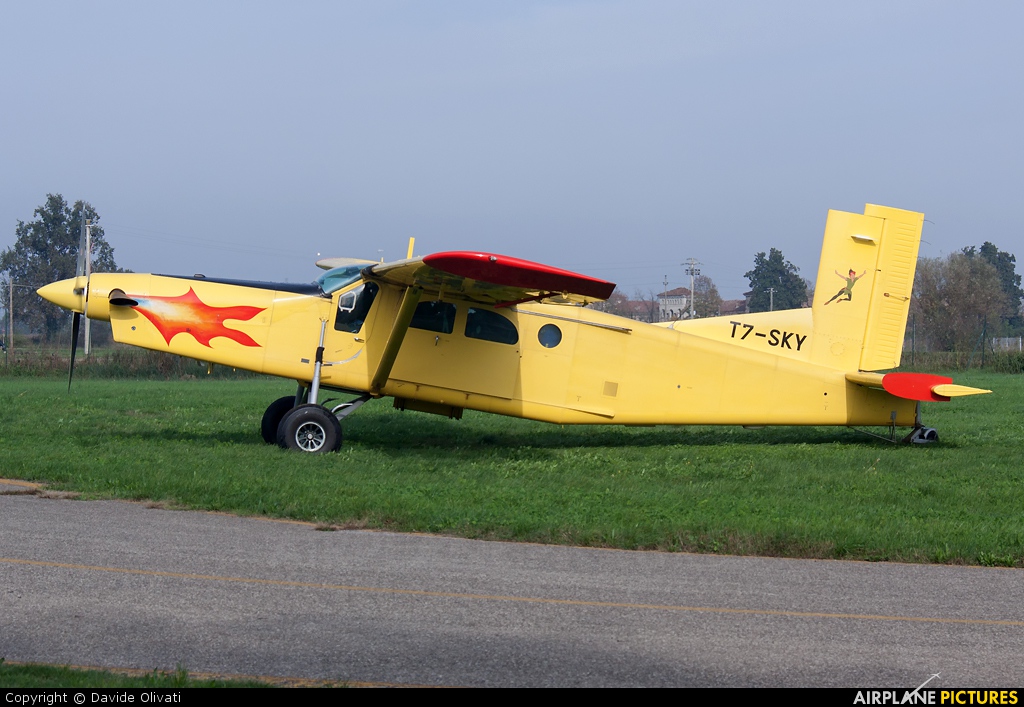 Private T7-SKY aircraft at Cremona - Migliaro