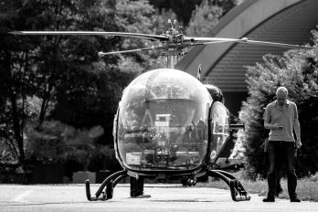 D-HHLL - Private Bell 47
