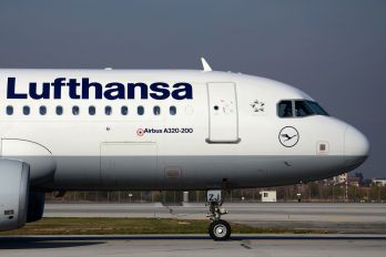 D-AIZJ - Lufthansa Airbus A320