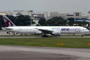 First Qatar Airways aircraft with Oneworld Alliance titles title=