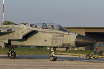 MM7015 - Italy - Air Force Panavia Tornado - IDS