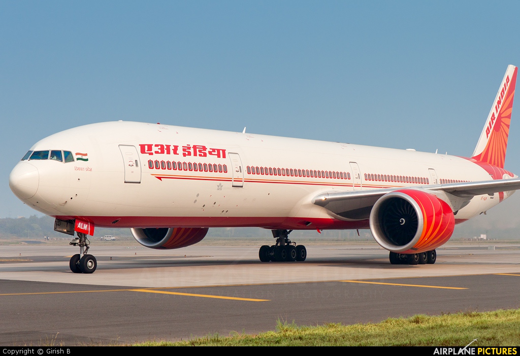 Air India VT-ALM aircraft at Delhi - Indira Gandhi Intl