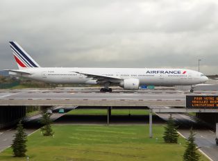 F-GSQB - Air France Boeing 777-300ER