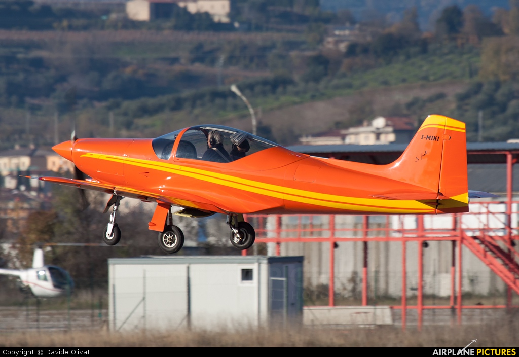 Private I-MIKI aircraft at Verona - Boscomantico