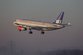 OY-KAO - SAS - Scandinavian Airlines Airbus A320