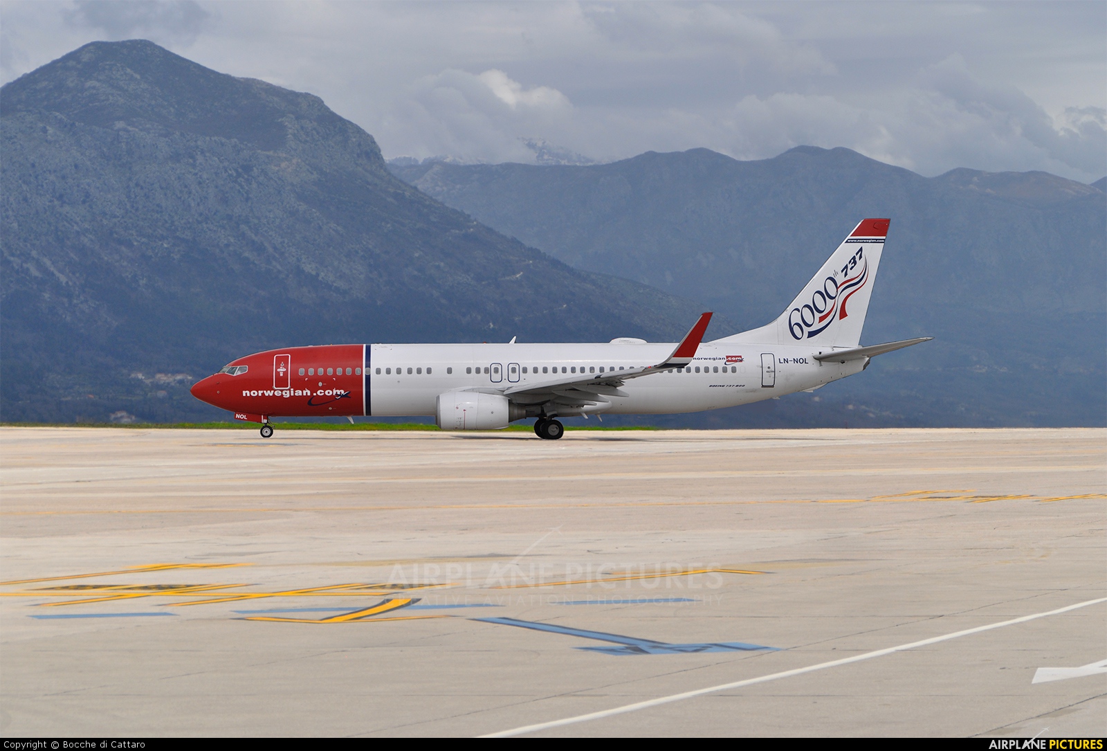 Norwegian Air Shuttle LN-NOL aircraft at Dubrovnik