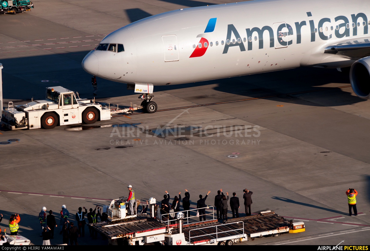 American Airlines N789AN aircraft at Tokyo - Haneda Intl