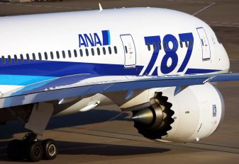 JA819A - ANA - All Nippon Airways Boeing 787-8 Dreamliner
