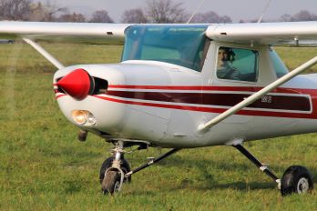SP-OLA - Private Cessna 152