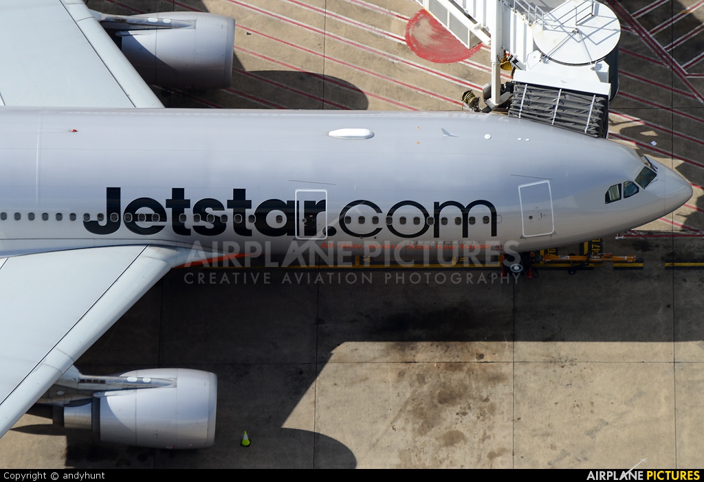 Jetstar Airways VH-EBR aircraft at Sydney - Kingsford Smith Intl, NSW