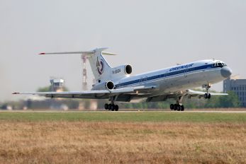 RA-85604 - Orenair Tupolev Tu-154B
