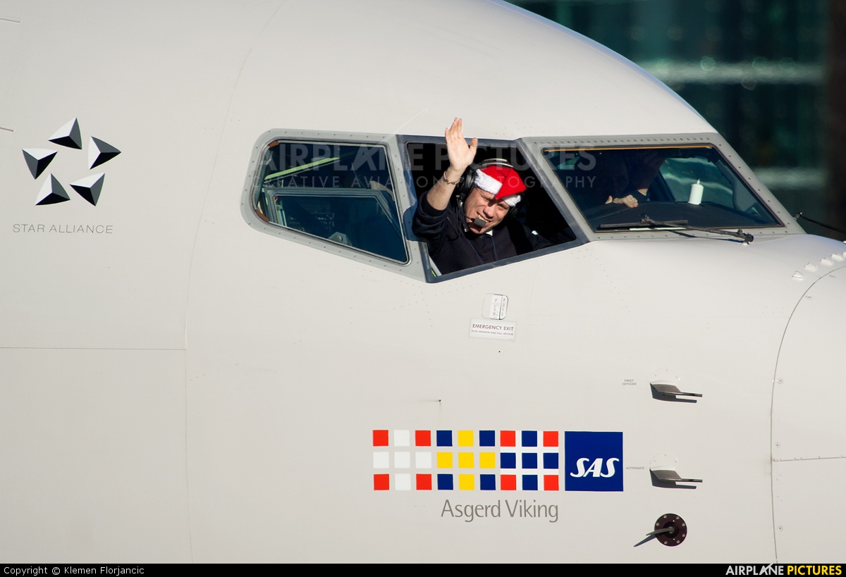 SAS - Scandinavian Airlines LN-RGG aircraft at Salzburg