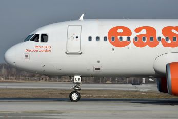 G-EZUY - easyJet Airbus A320